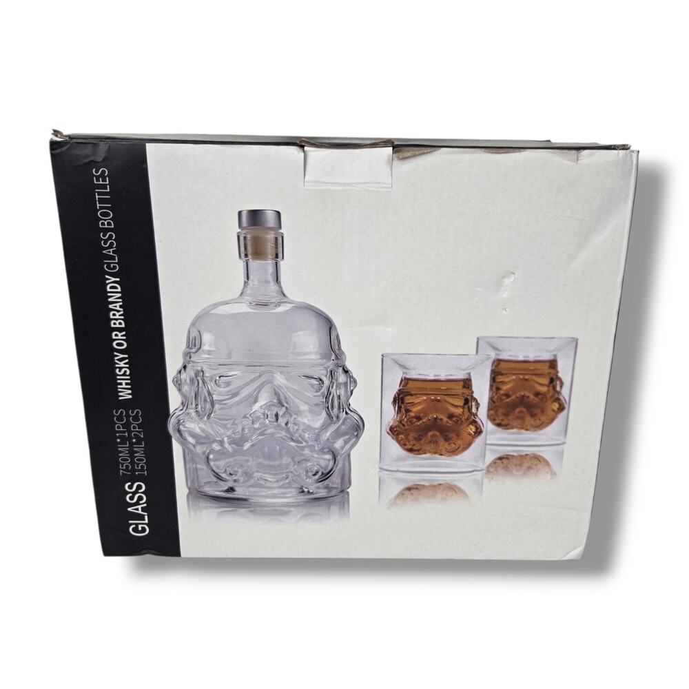 Storm Trooper Whiskey Decanter Carafe Glasses Set Clear Glass Star Wars Empire